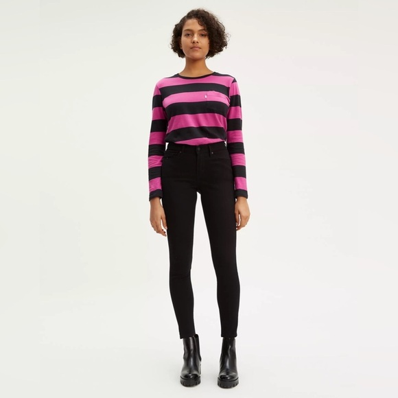 LEVIS CURVY JEANS 24 NWT - Picture 1 of 8